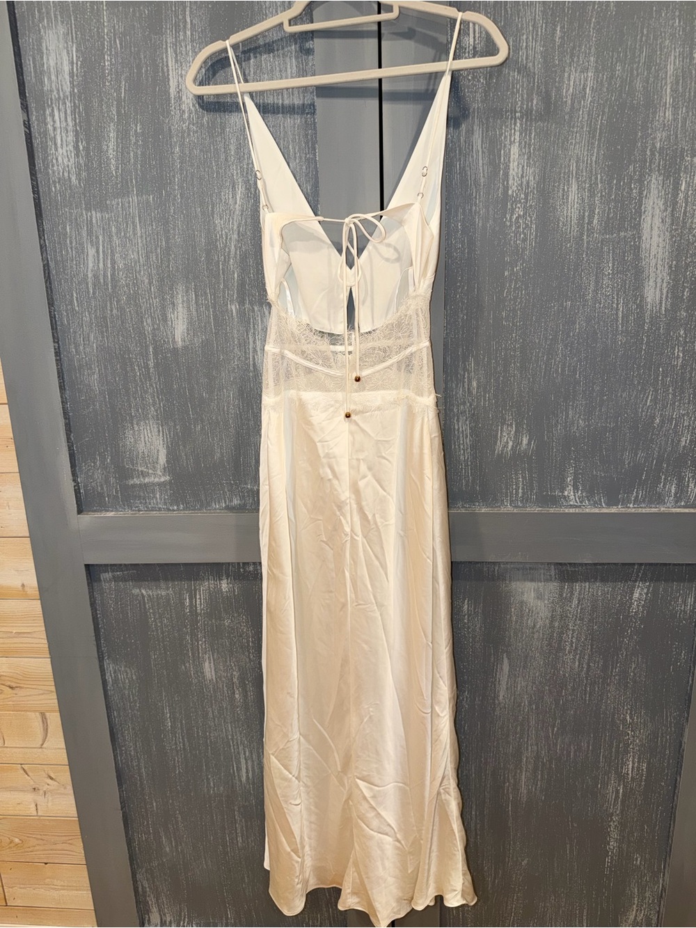 Selfie Leslie Honeybee Lace Trim White Maxi Dress NWT XS - Picture 8 of 9
